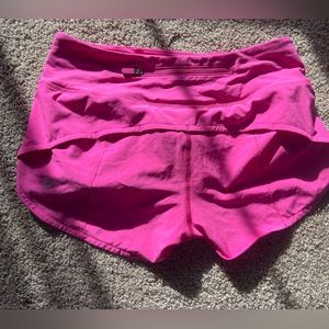 Lululemon Hotty Hot Low-Rise 2.5 in Shorts